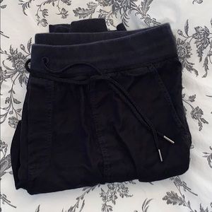 Aritzia Black cargo pants